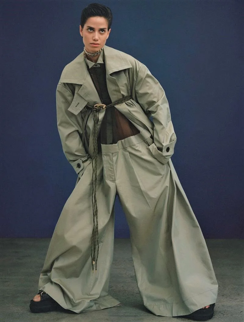 Anna Herrera by Arseny Jabiev Vogue Hong Kong April 2020 (2).jpg