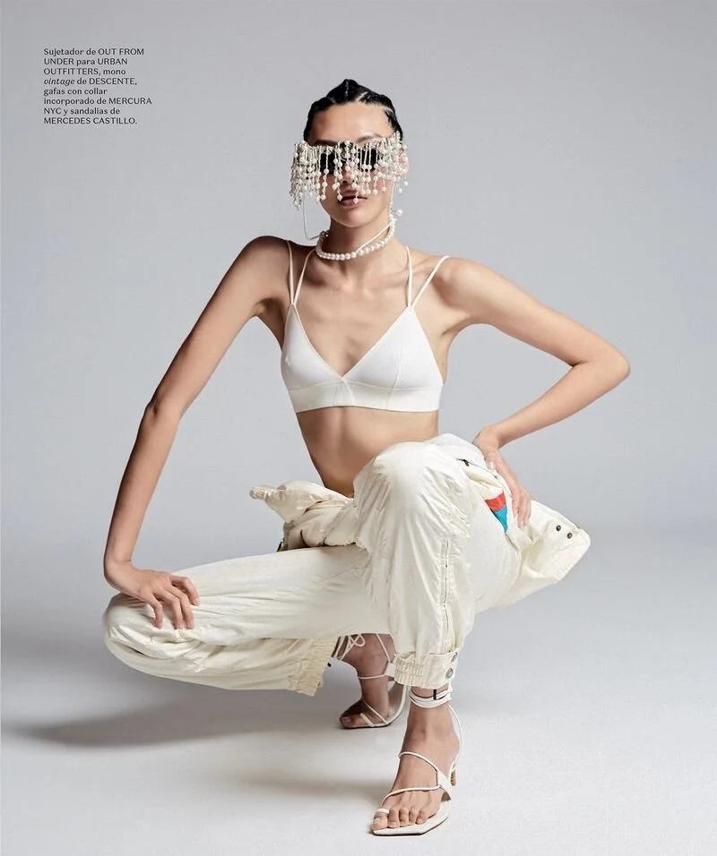 Jessie Li by Jack Waterlot for S Moda El Pais May 2020 (6).jpg