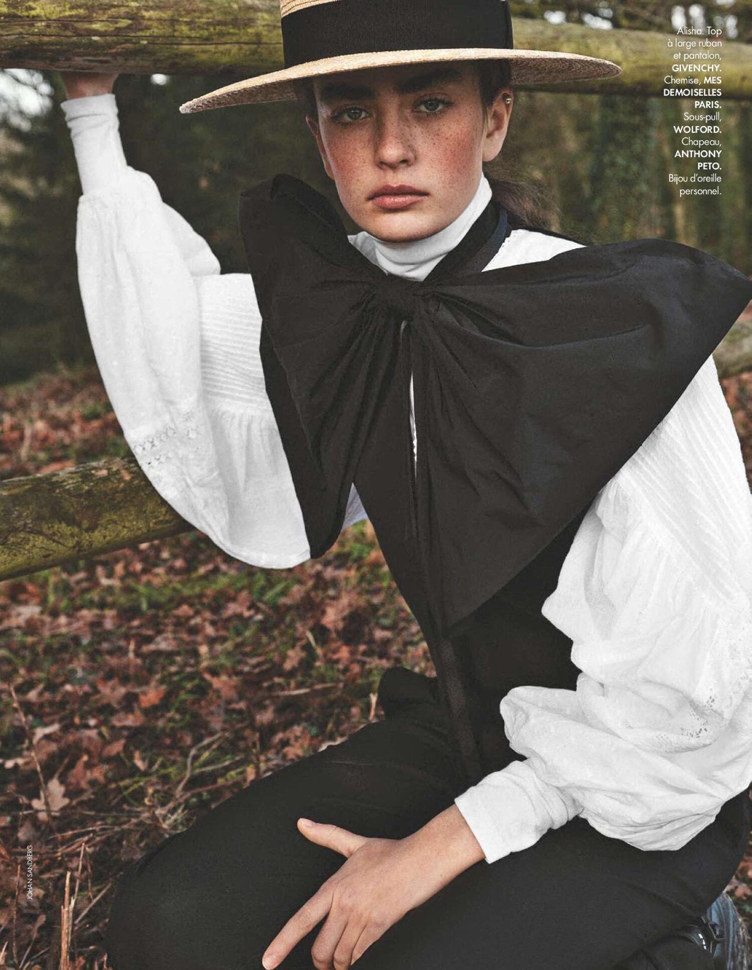Johan Sandberg 'Belle Amish' for ELLE France May 7 (15).jpg