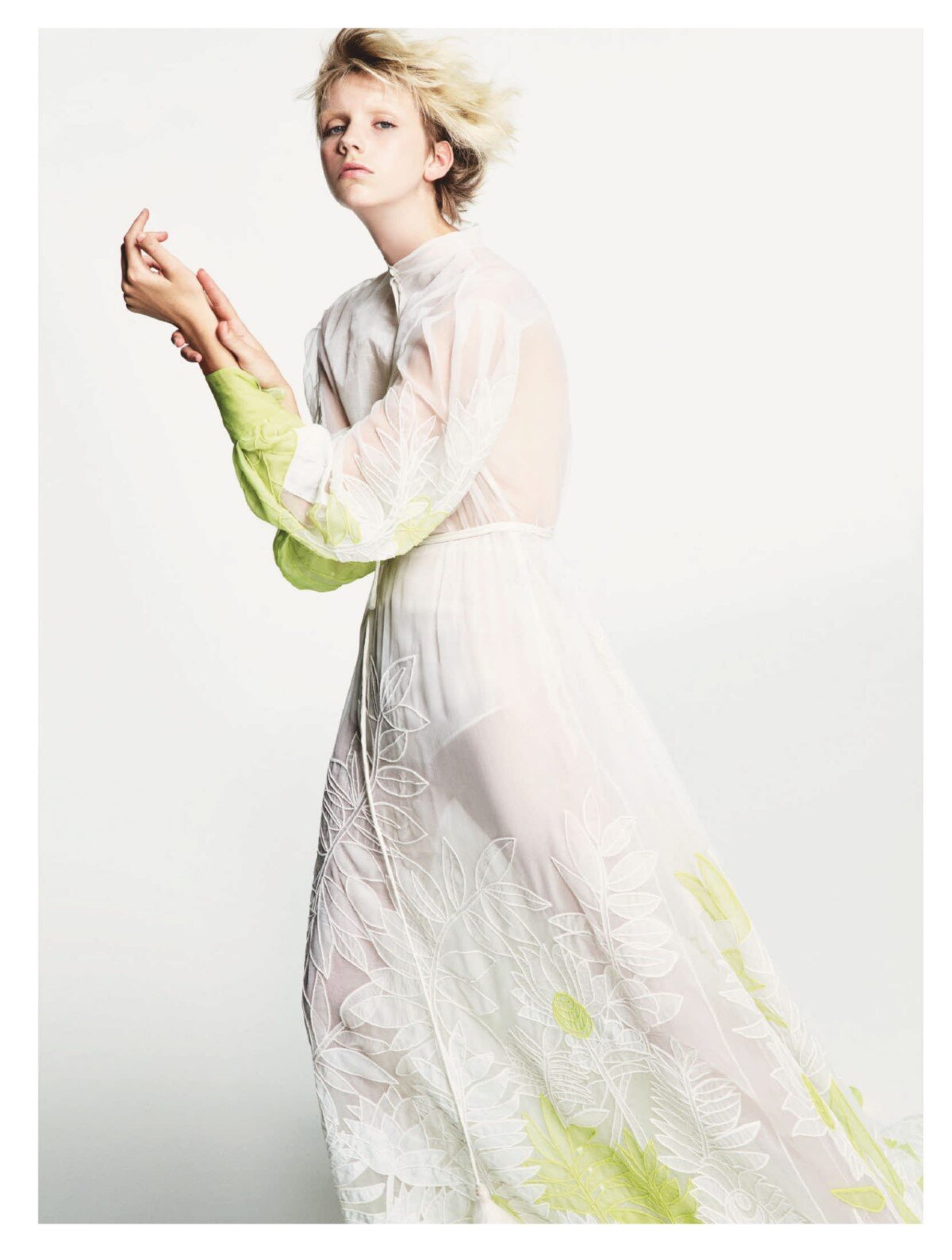 Luigi Iango Vogue Japan June 2020  Simply Beautiful  (3).jpg