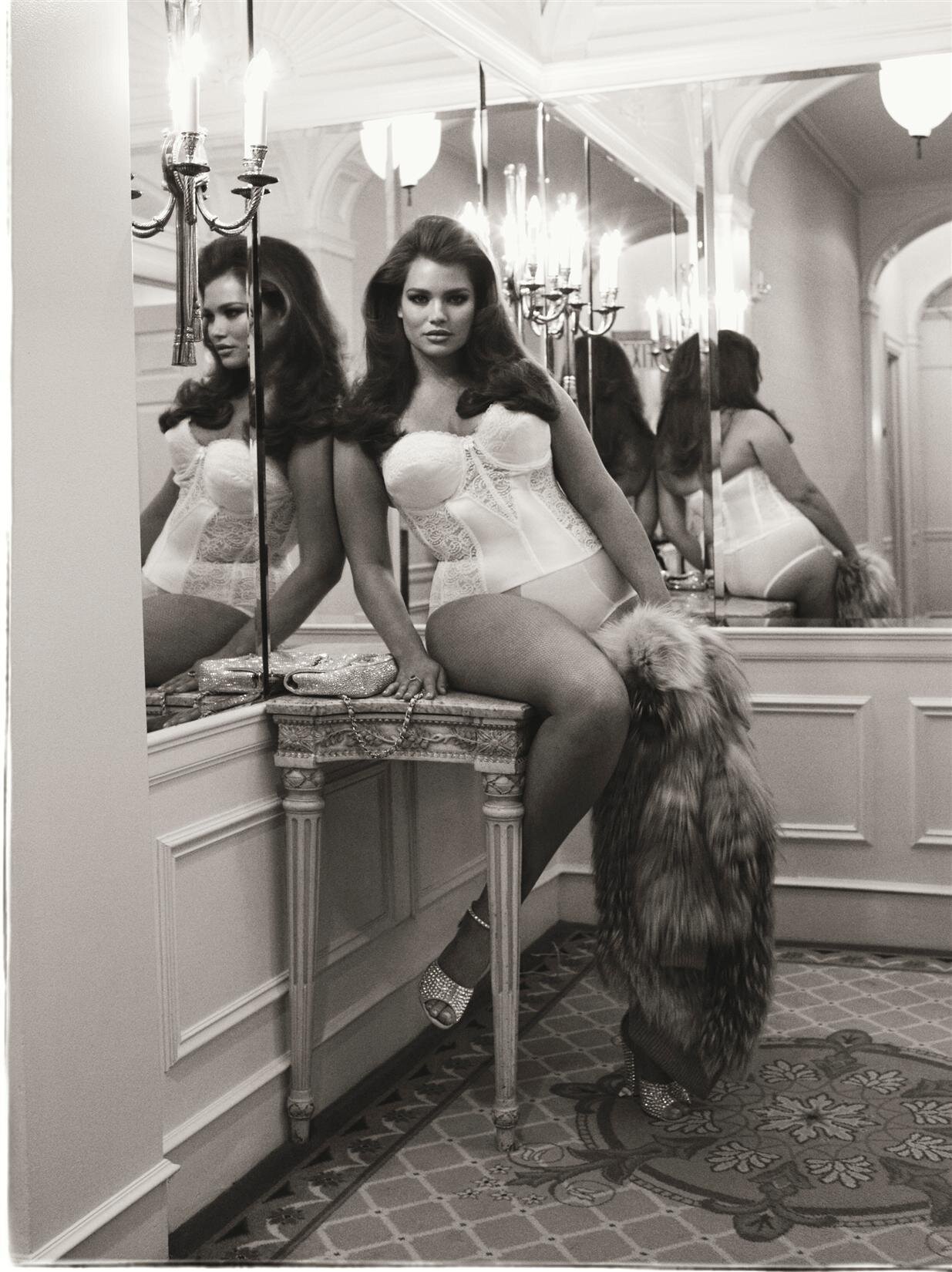 1-Steven Meisel, Edward Enninful 'Sogno Di Donna' for Vogue Italia June 2011 (11).jpg