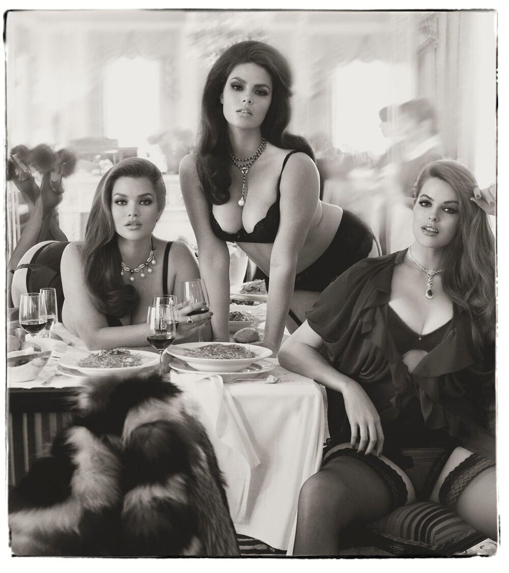 Steven+Meisel,+Edward+Enninful+'Sogno+Di+Donna'+for+Vogue+Italia+June+2011+(10).jpg