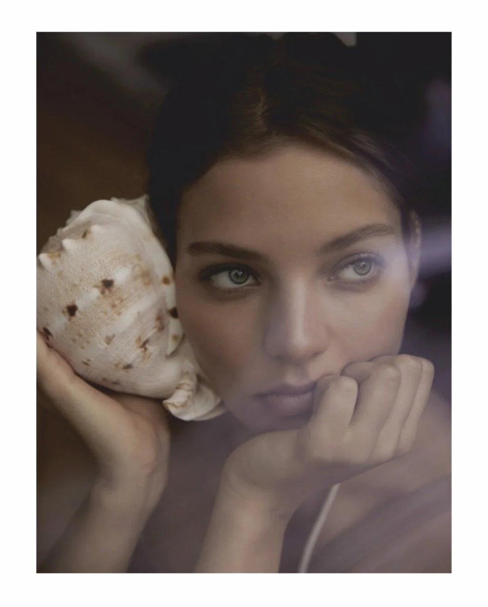 Alesya Kaf by Nick Nemets ELLE Russia July Aug 2020 (9).jpg