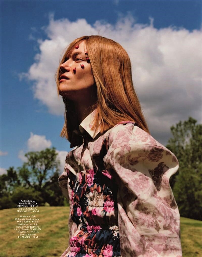 Kasia Struss by Marcin Kempski for Vogue Poland July 2020 (2).jpg