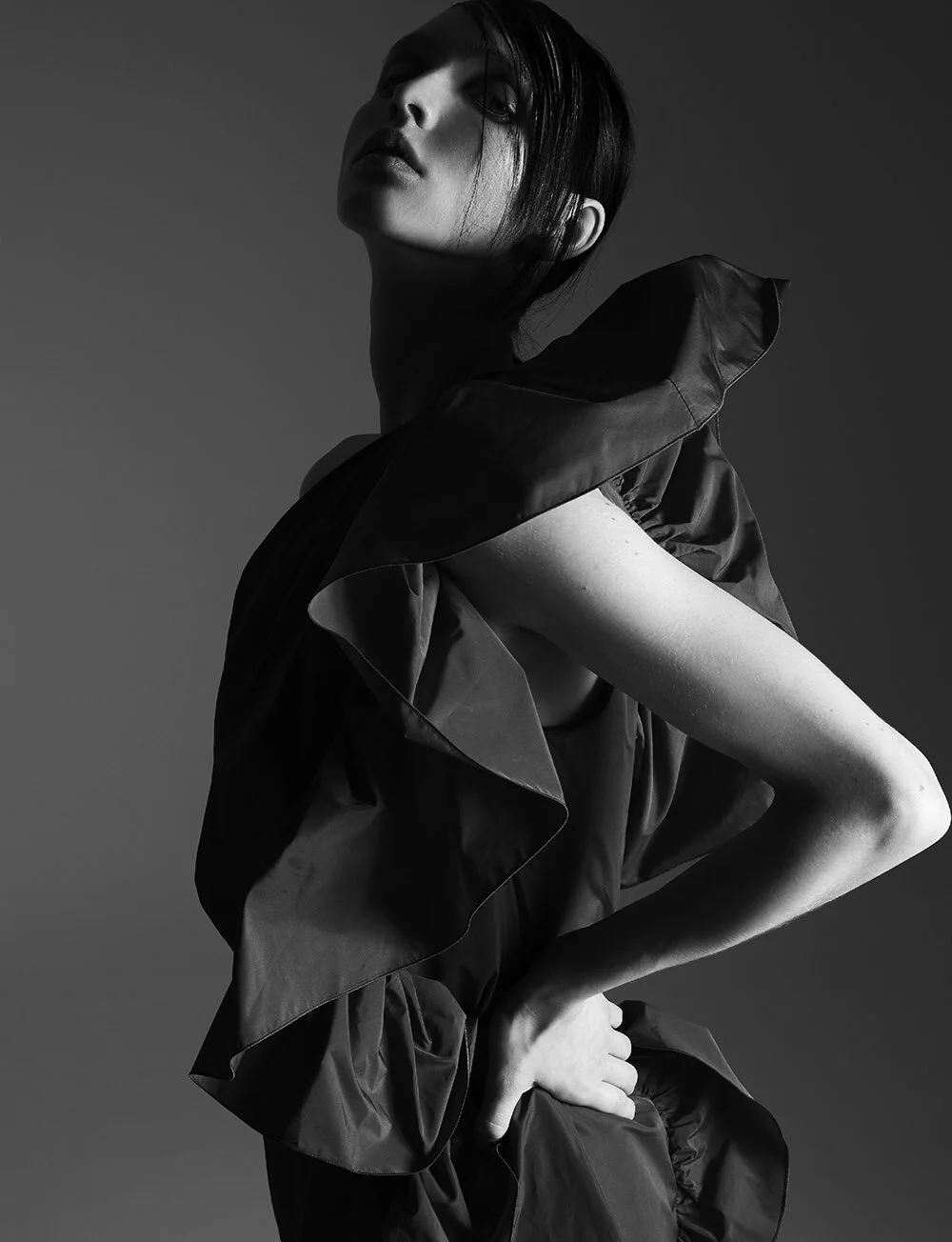 Jay de Pretto by Alan Gelati L'Officiel Singapore July 2020 (9).jpg