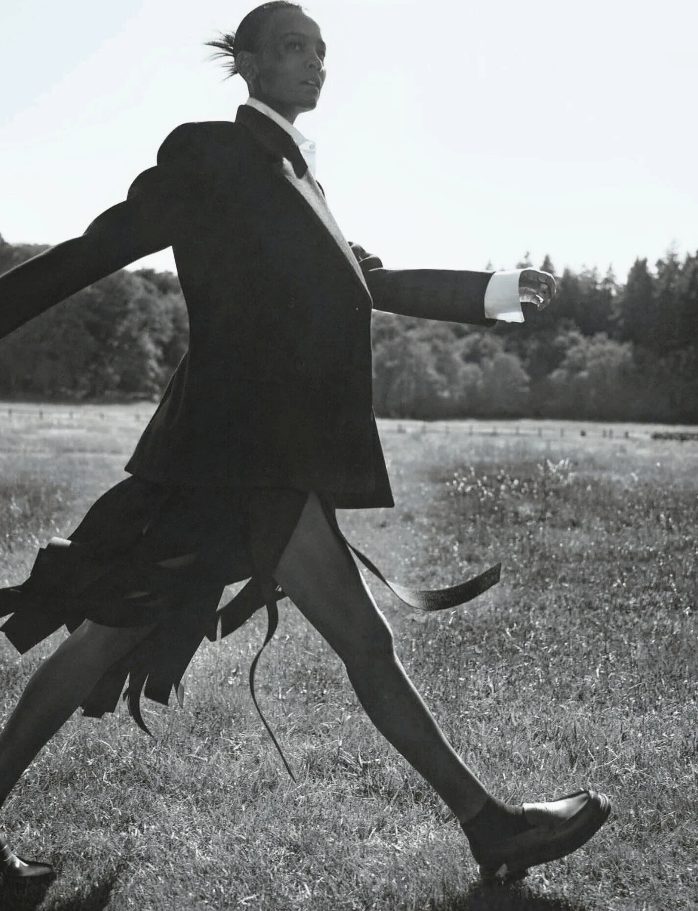 liya-kebede-by-karim-sadli-for-vogue-paris-august-2020-10.jpg
