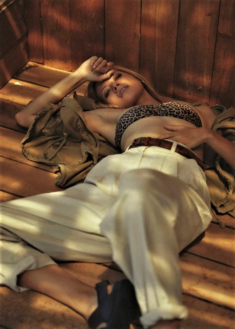 Schirin Frosch by Marie Schmidt for ELLE Czech Aug 2020 (7).jpg