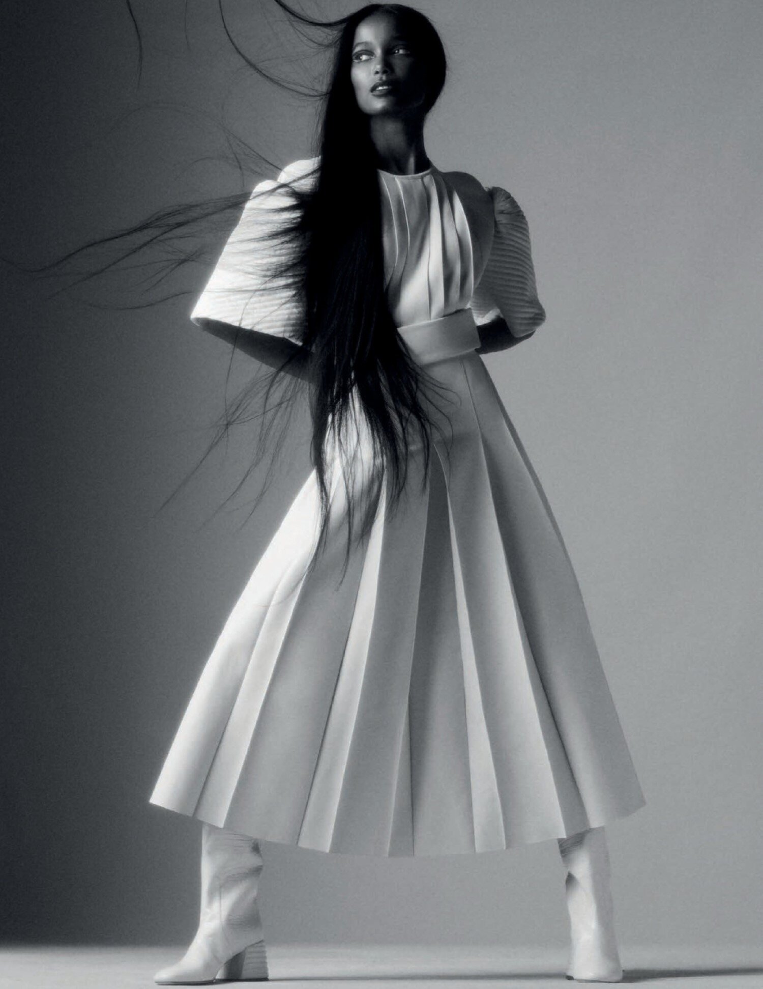 Isilda Moreira by Alvaro Beamud for Vogue Espana Sept 2020 (1).jpg