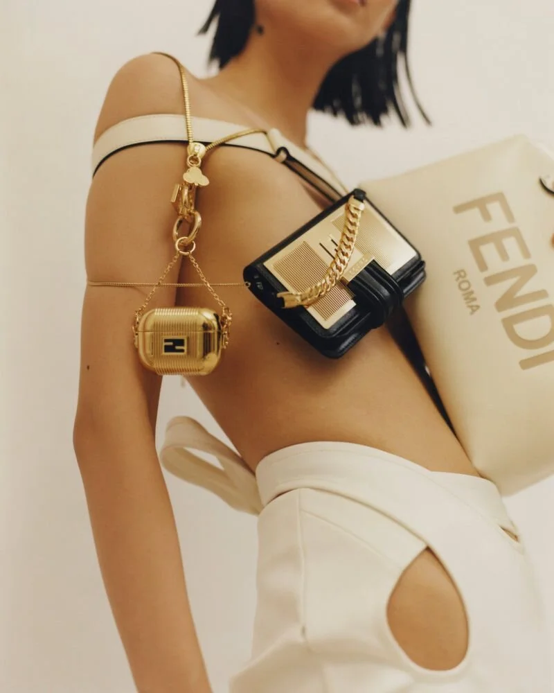 Jia Tong by Peter Ash Lee for Vogue Hong Kong Sept 2020 (3).jpg