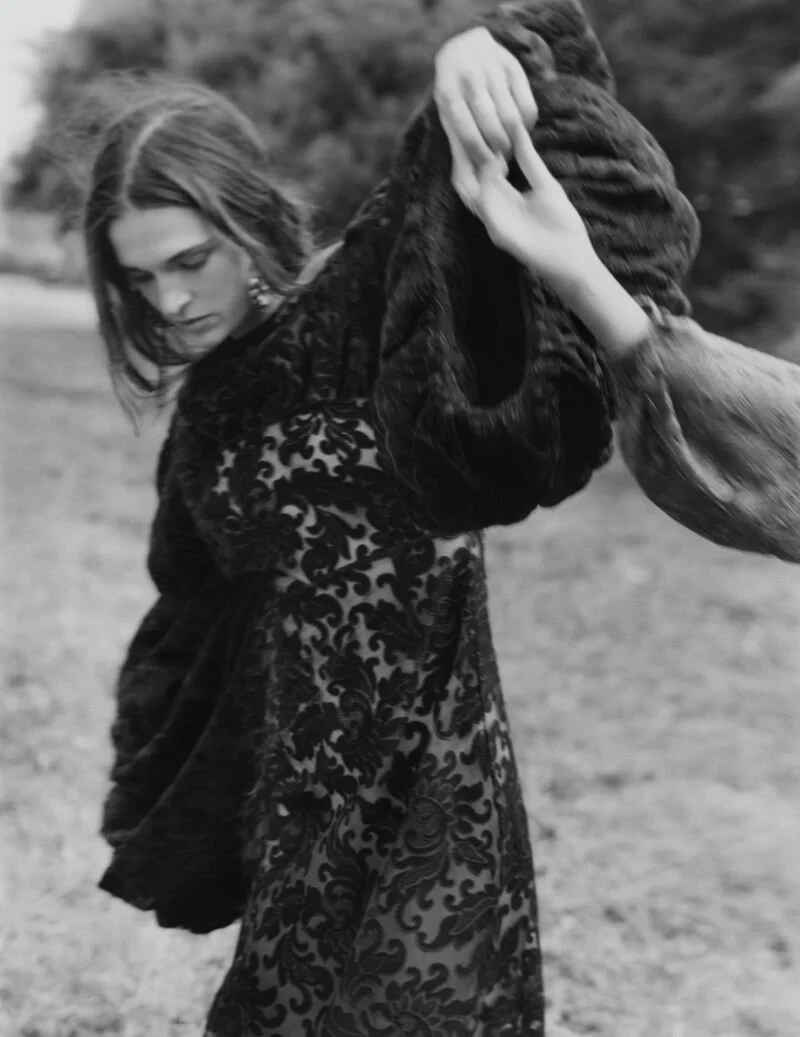 Ina Lekiewicz for Vogue Ukraine October 2020 (6).jpg