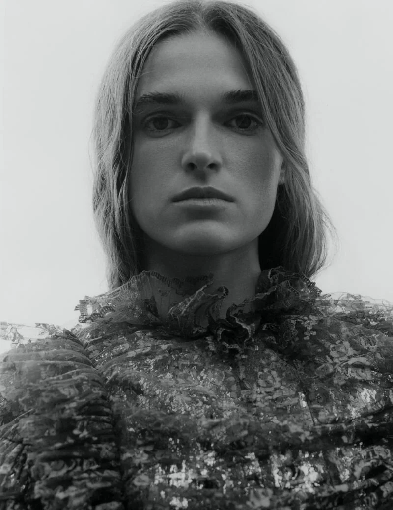 Ina Lekiewicz for Vogue Ukraine October 2020 (9).jpg