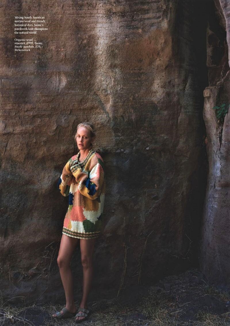 Amber Valletta by Zoe Ghertner for Vogue UK Nov 2020 (4).jpg