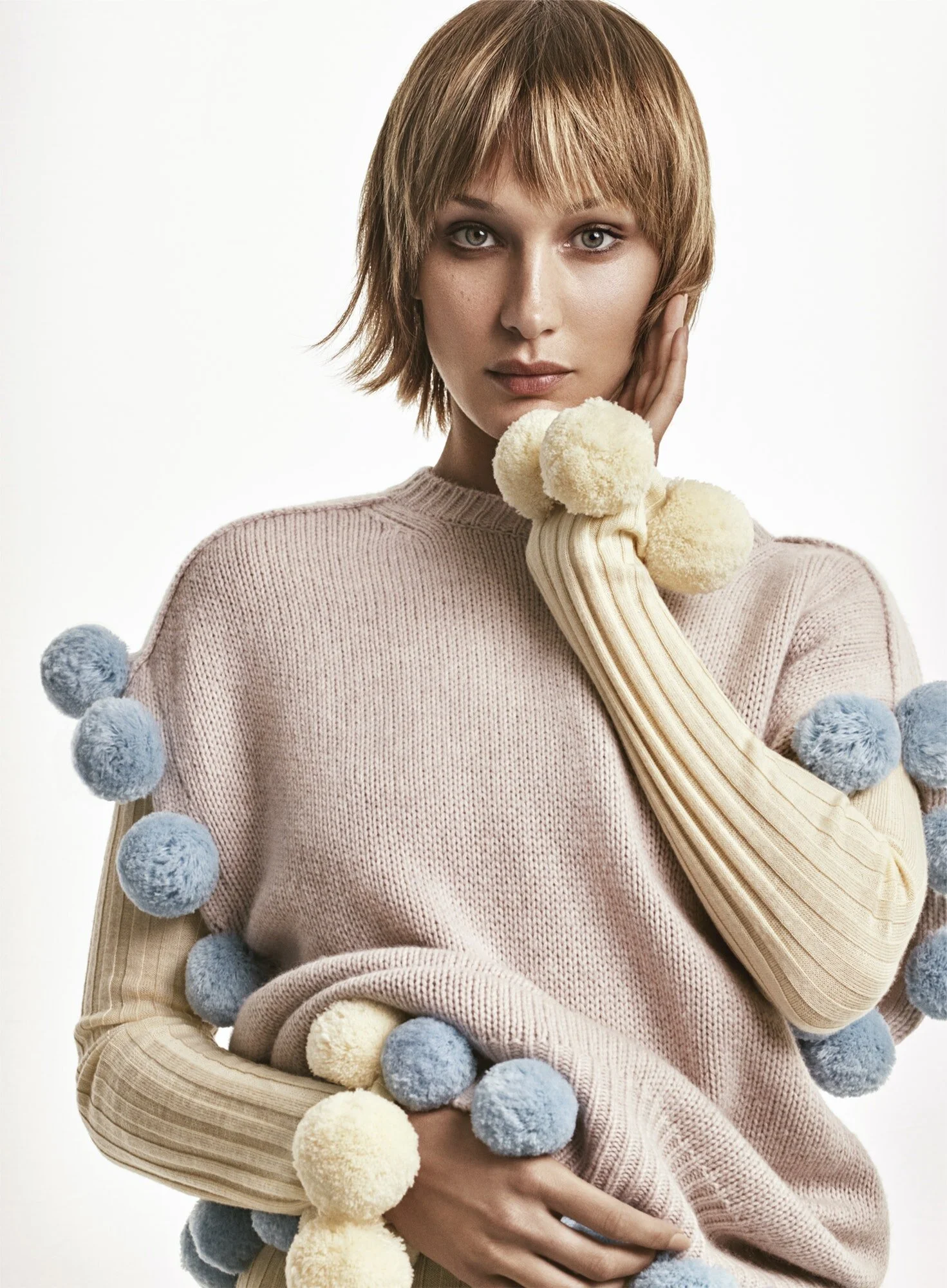 Bella Hadid by Christian MacDonald  Vogue US  (2).jpeg