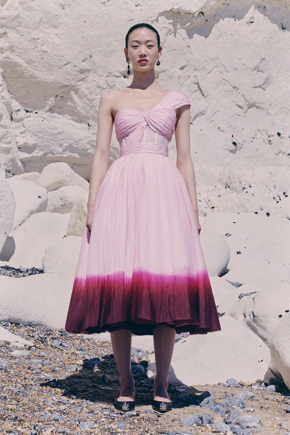 Alexander McQueen Resort 2021 (25).jpg