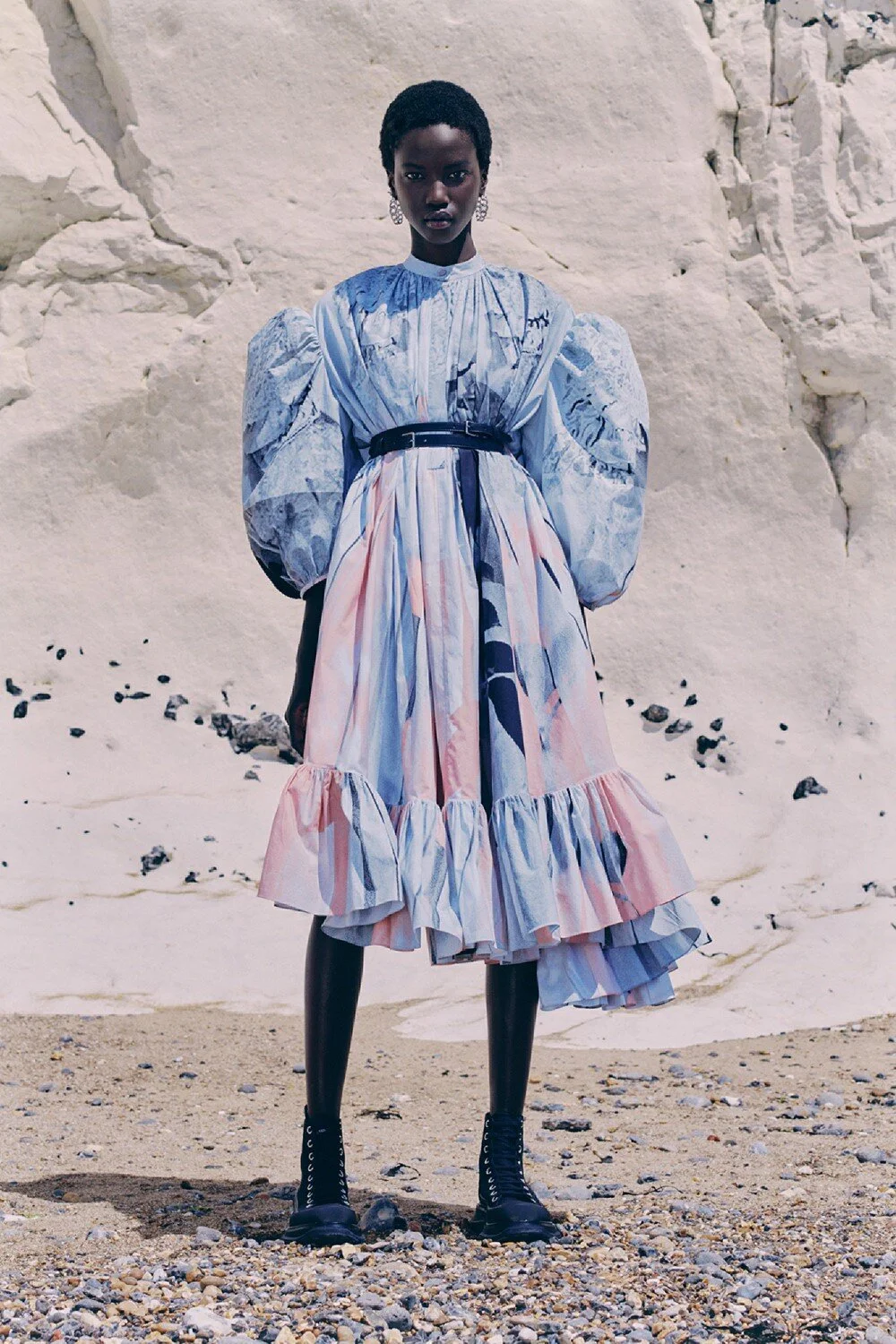 Alexander McQueen Resort 2021 (9).jpg