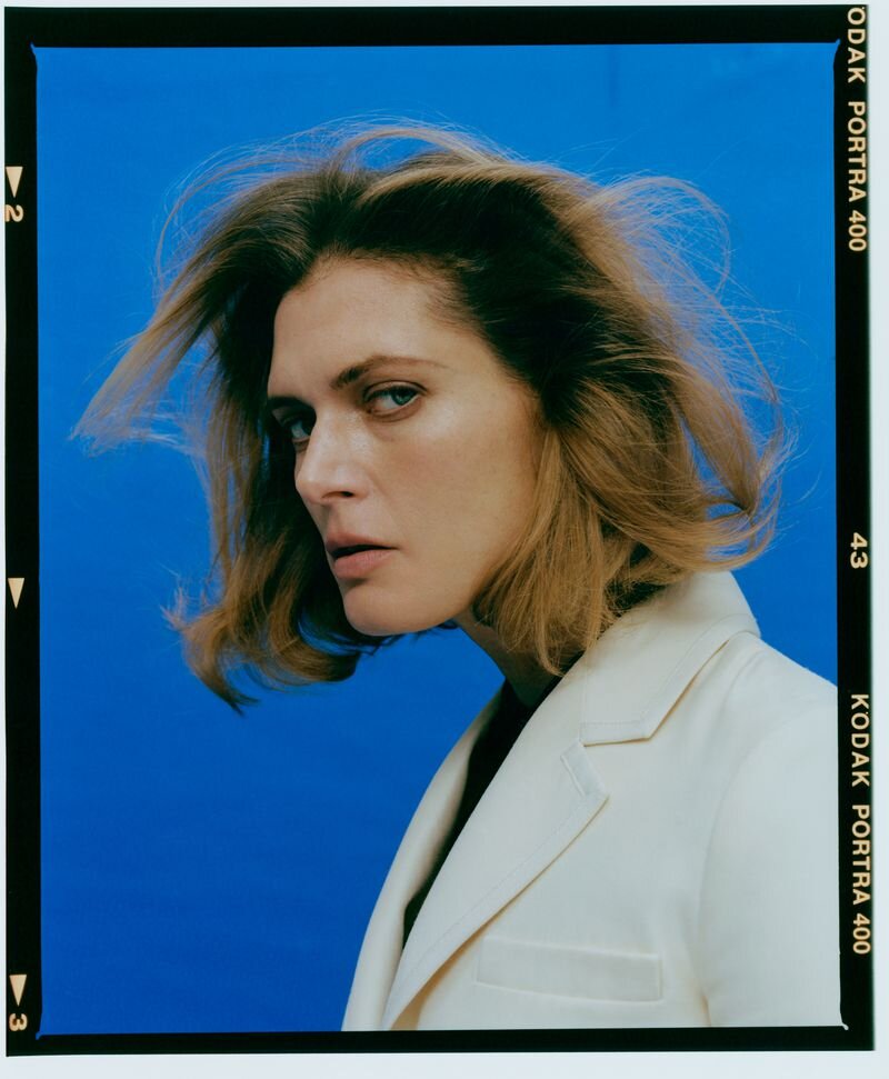 1-Malgosia Bela by Marcin Kempski Vogue Czech Dec 2020 (22).jpg