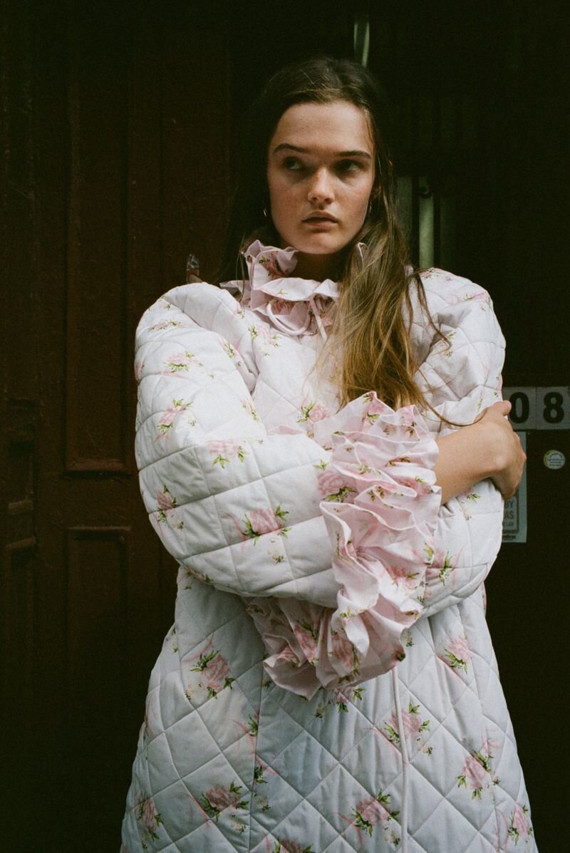 Theo Wenner Flashes New York Girl Gang Lulu Tenney, Ugbad + — Anne of ...