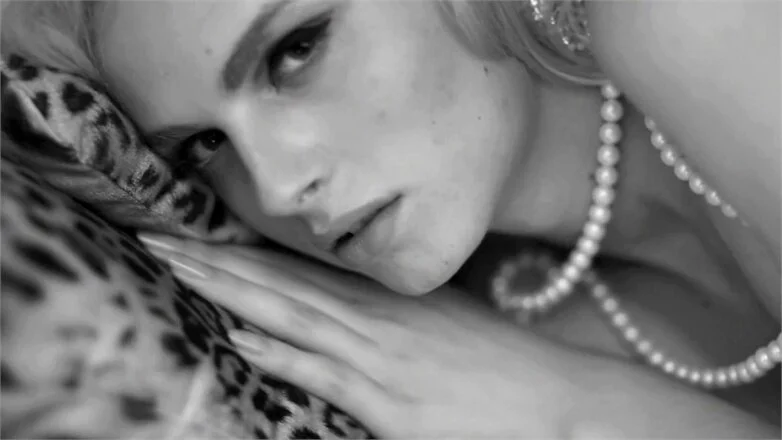 Andrej Pejic in 'Morna Jean' by Jenna Elizabeth (1).jpg