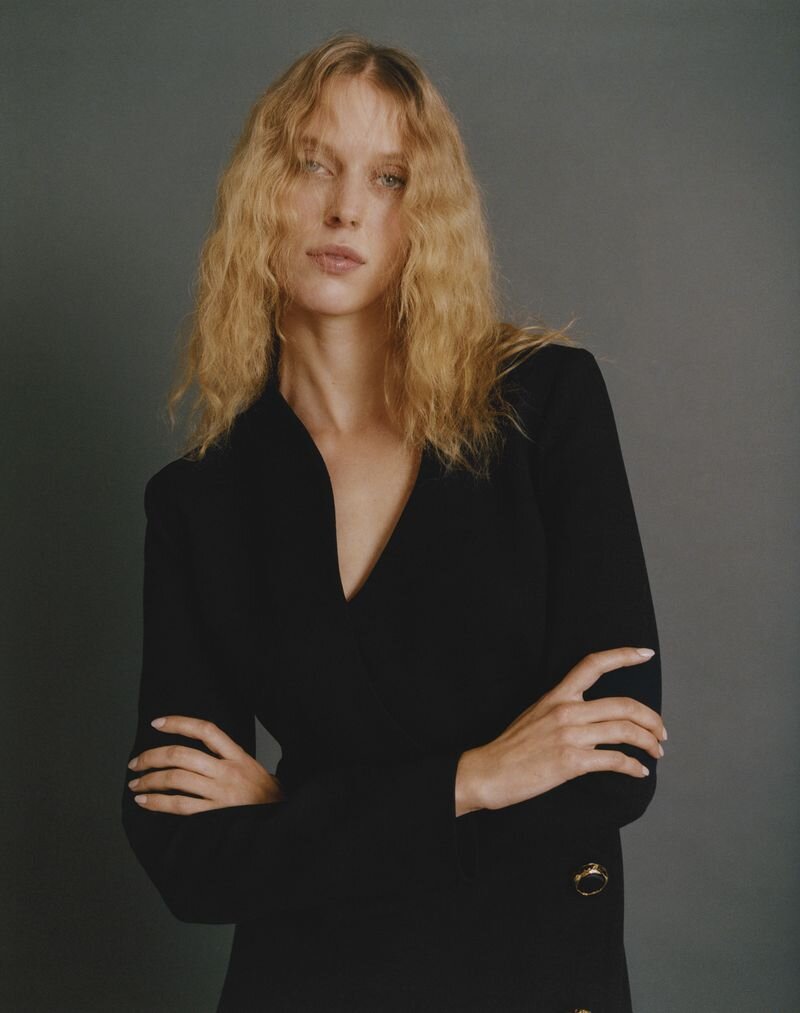 Juliana Schurig by Stanislaw Boniecki for Vogue Hong Kong Jan 2021 (4).jpg