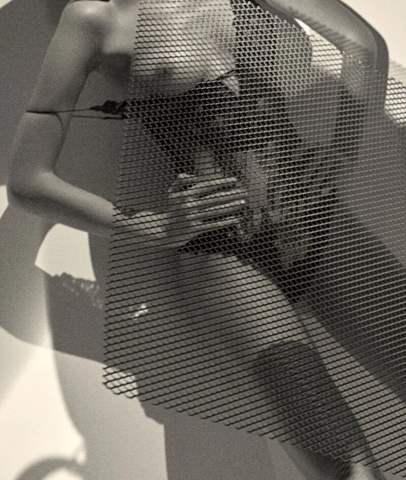 Sasha+Luss+by+Lucian+Bor+Vogue+Czech+Jan+2021+%281%29.jpg