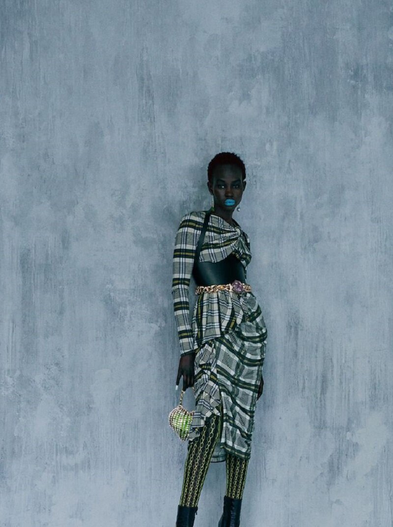 Aweng Chuol by Simon Thiselton for Vogue Portugal Dec (9).jpg