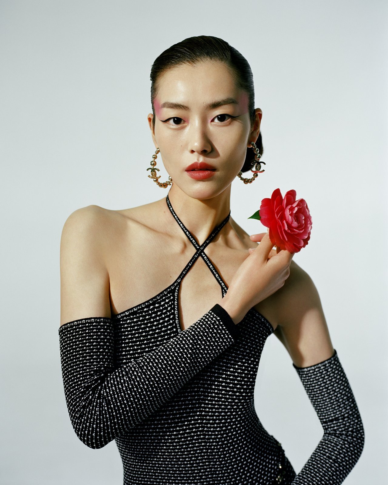 Liu Wen by Leslie Zhang Vogue Singapore March 2021 (7).jpg