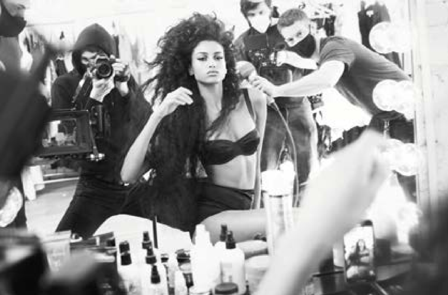 Imaan Hammam by Ethan James Green M Le Mag du Monde 2-27-21 (2).png