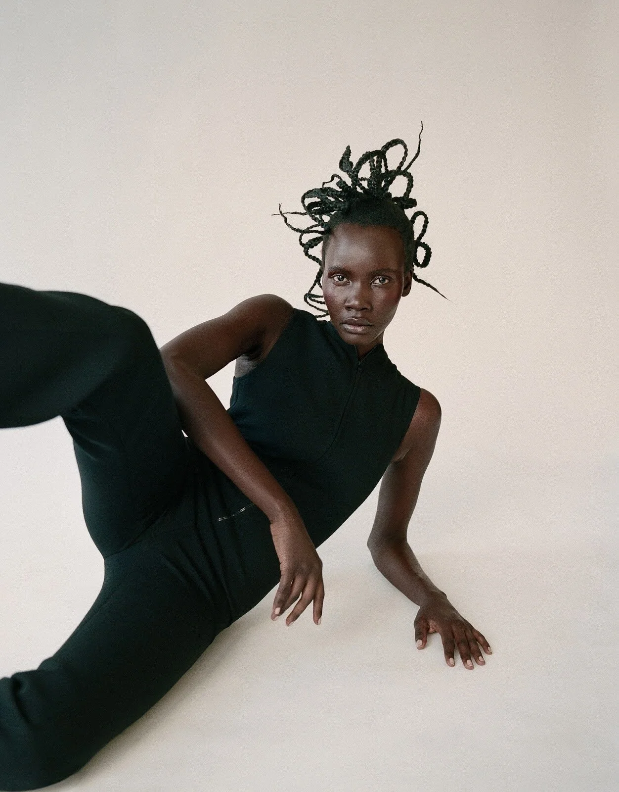 Tricia Akello by Dennis Stenild ELLE Mexico March 2021 (4).jpg