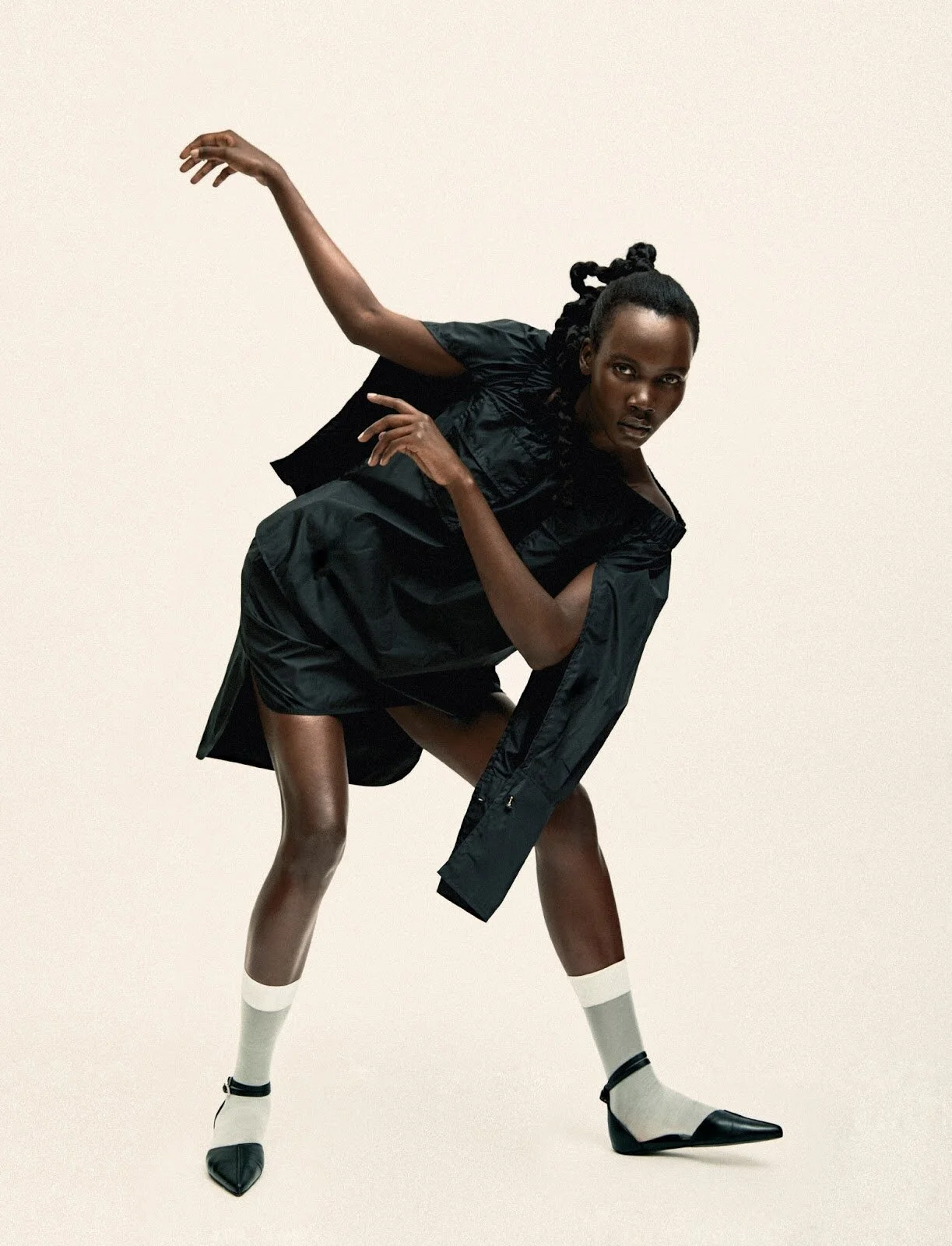 Tricia Akello by Dennis Stenild ELLE Mexico March 2021 (6).jpg