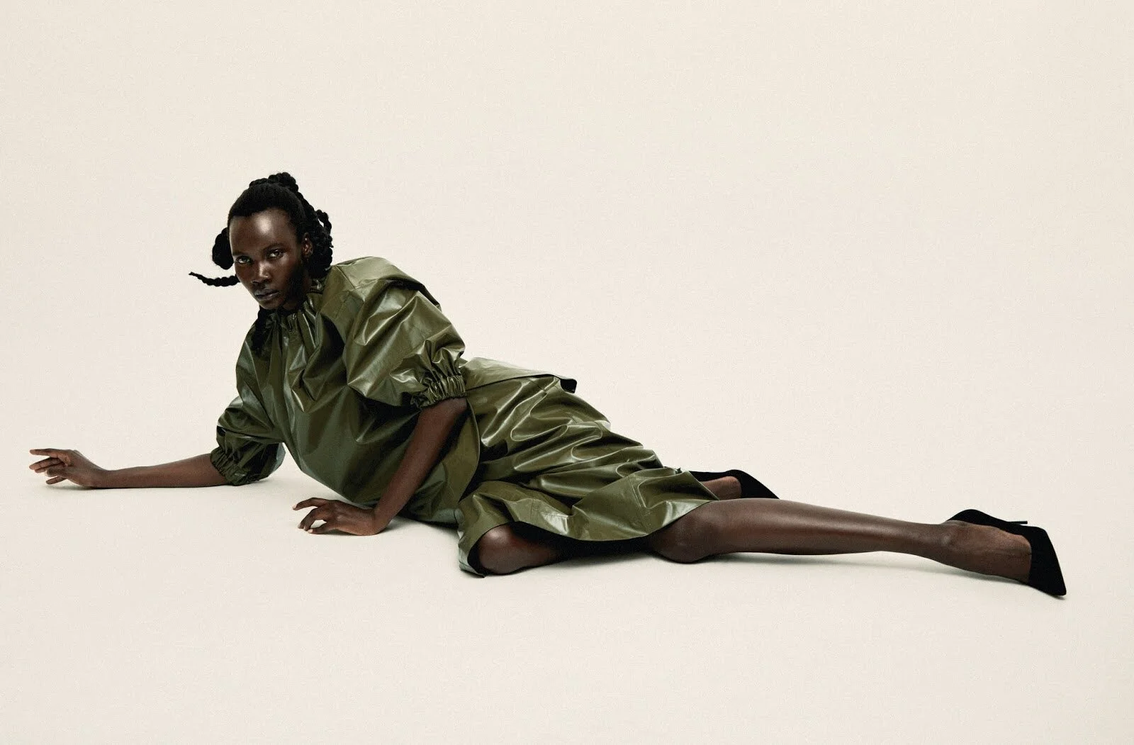 Tricia Akello by Dennis Stenild ELLE Mexico March 2021 (7).jpg