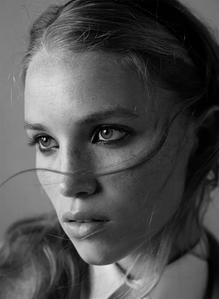 Mario Sorrenti Snaps Cara, Paloma, Precious in ZARA April Drop — Anne