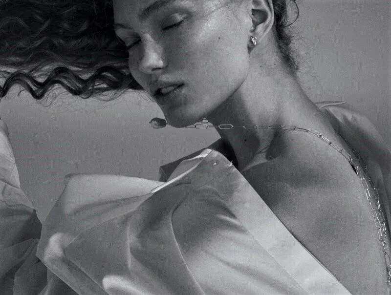 Kim Van Der Laan by Andreas Ortner ELLE Germany May 2021  (6).jpg