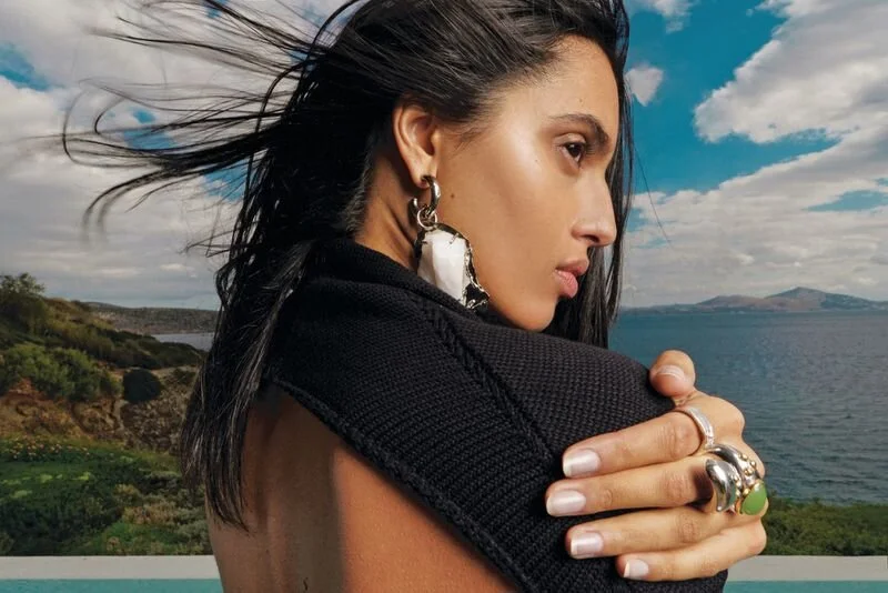 Athina Koini in HTSI Mag (3).jpg