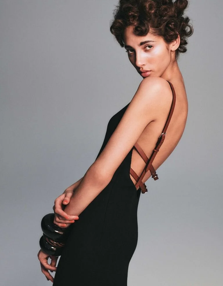 YASMIN WIJNALDUM by Chris Colls Gabriela Hearst Harpers US (2).jpg