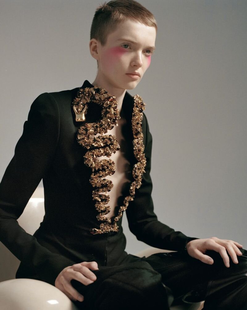 Ruth Bell by Yelena Yemchuk Vogue China May 2021 (7).jpg
