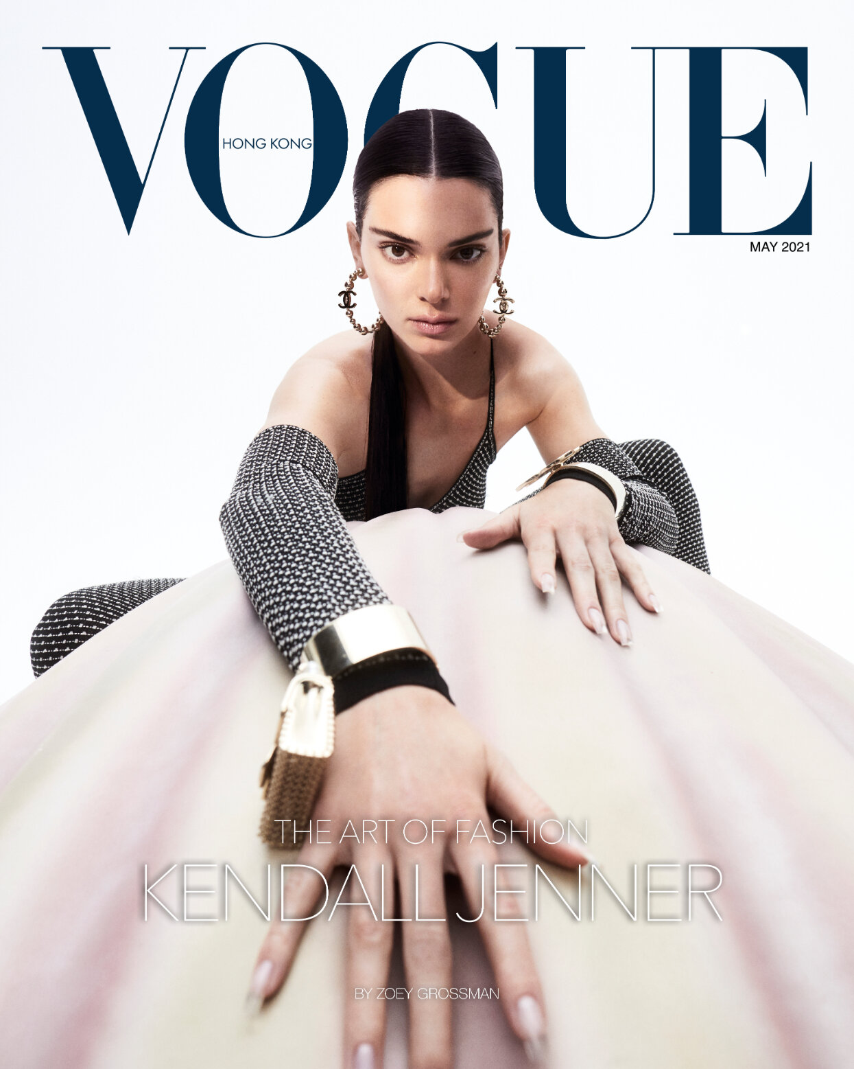 Kendall Jenner Zoey Grossman Vogue HL May 2021 (1).jpg