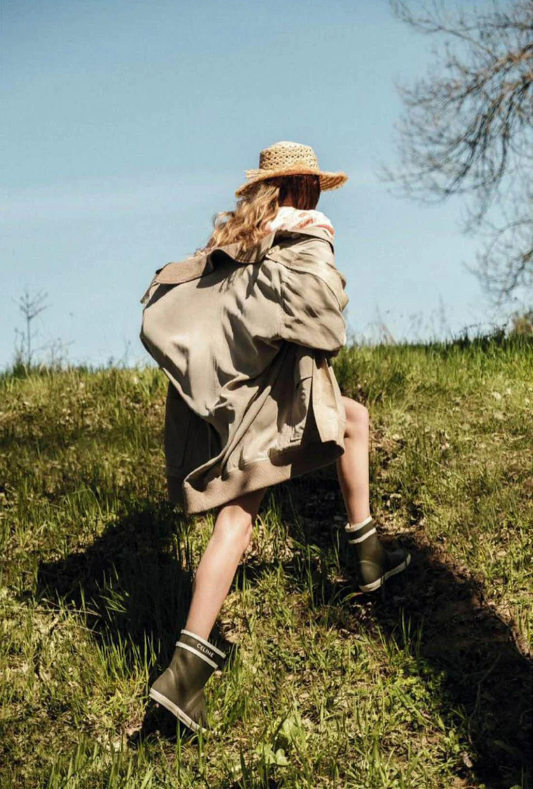 Sophia Roetz by Juankr for ELLE Spain May 2021 (9).jpg