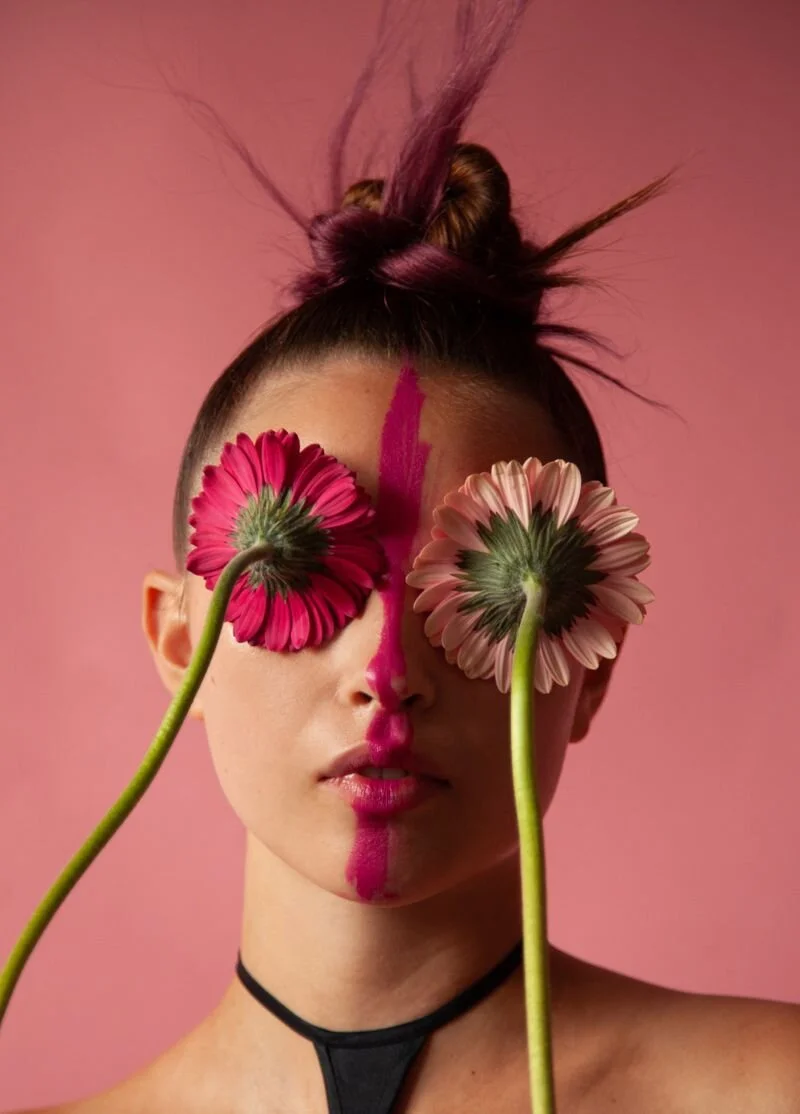 Alina Gross Vogue Portugal May 2021 (10).jpg