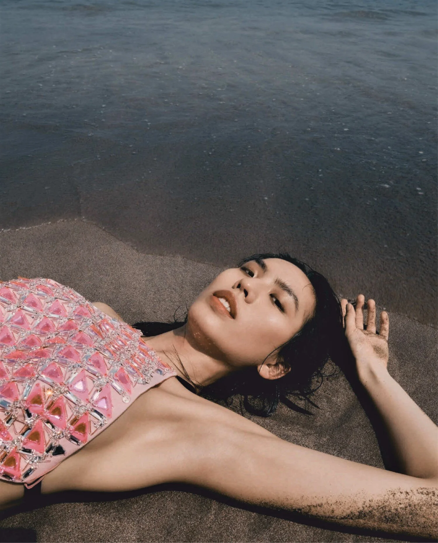 Aura Tap by Chou Mo Vogue Taiwan June 2021 (8).jpg