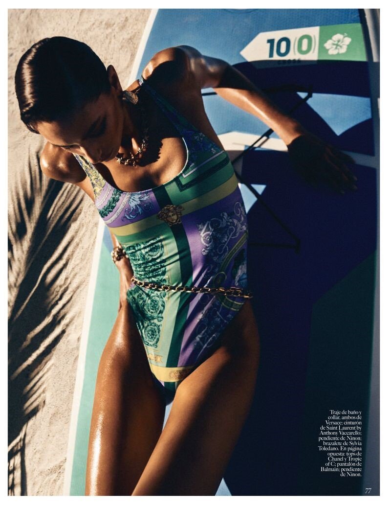 Alexandra-Agostan-Wears-Statement-Jewelry-for-Vogue-Mexico-July-2021 (5).jpg