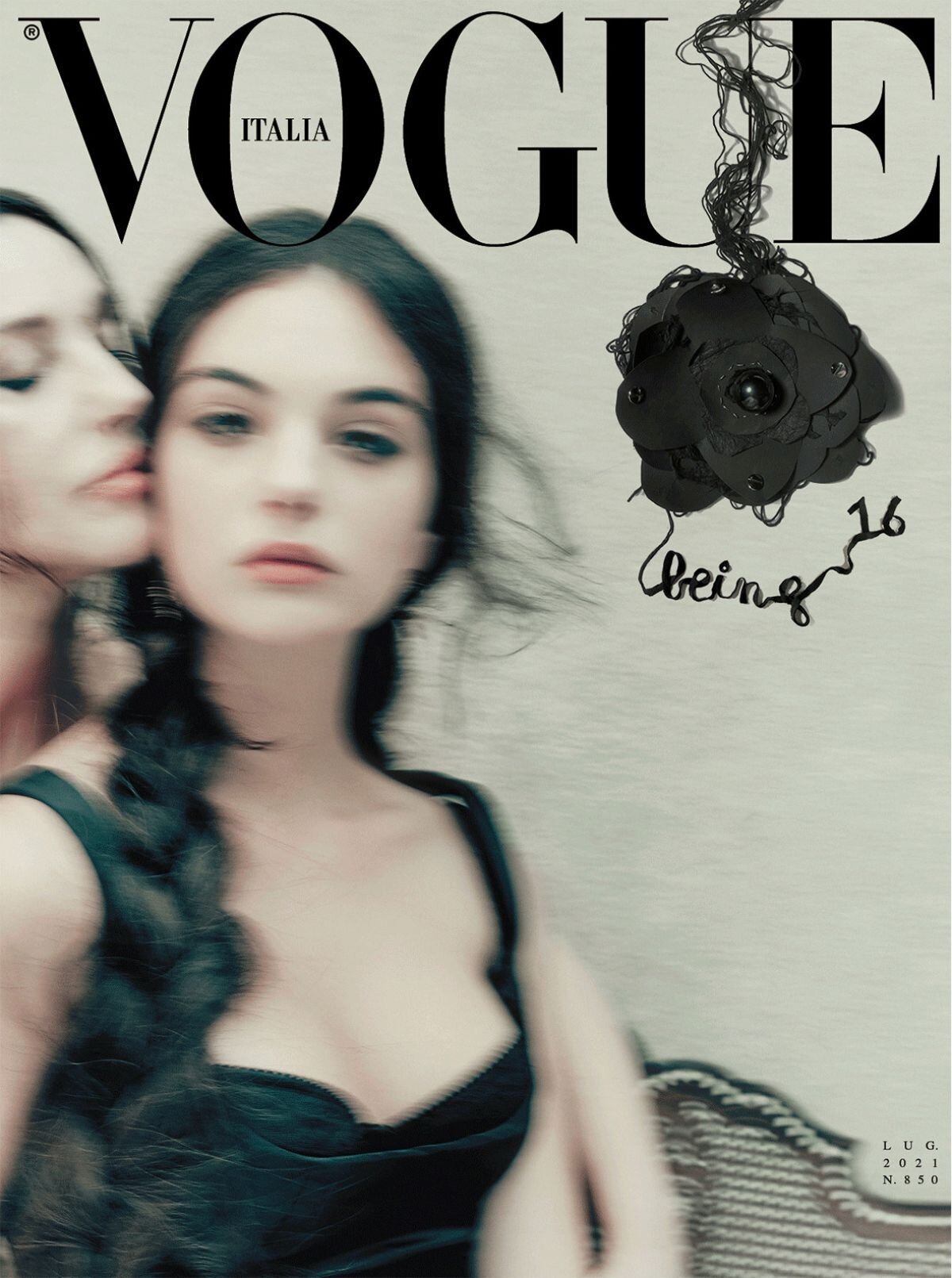 Monica-Bellucci-Deva-Cassel-by-Paolo-Roversi-in-Vogue-Italia-July-2021 (8).jpg