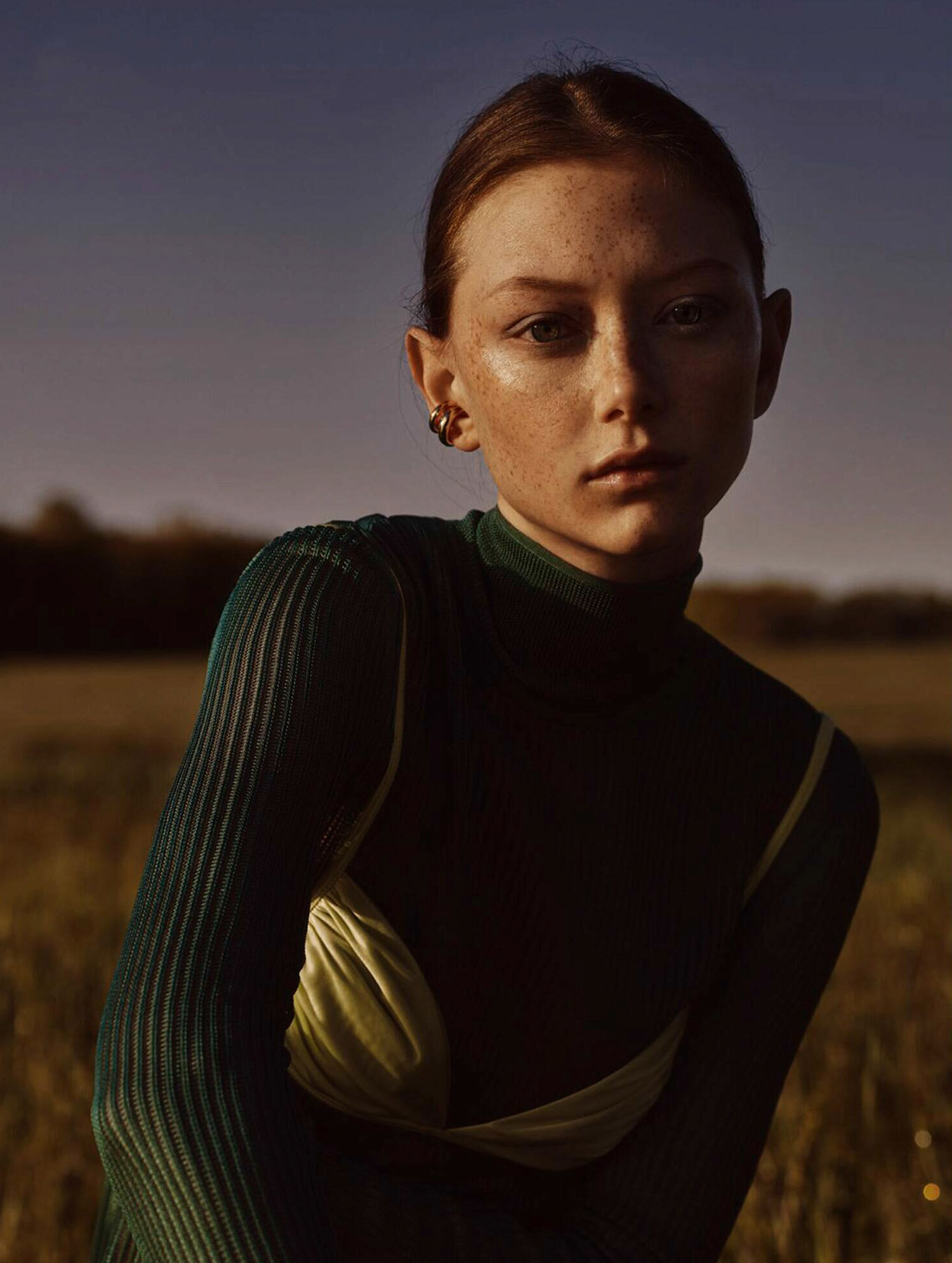 Sara-Grace-Wallerstedt-by-Geordie-Wood-for-Vogue-Australia-July-2021-1.jpg