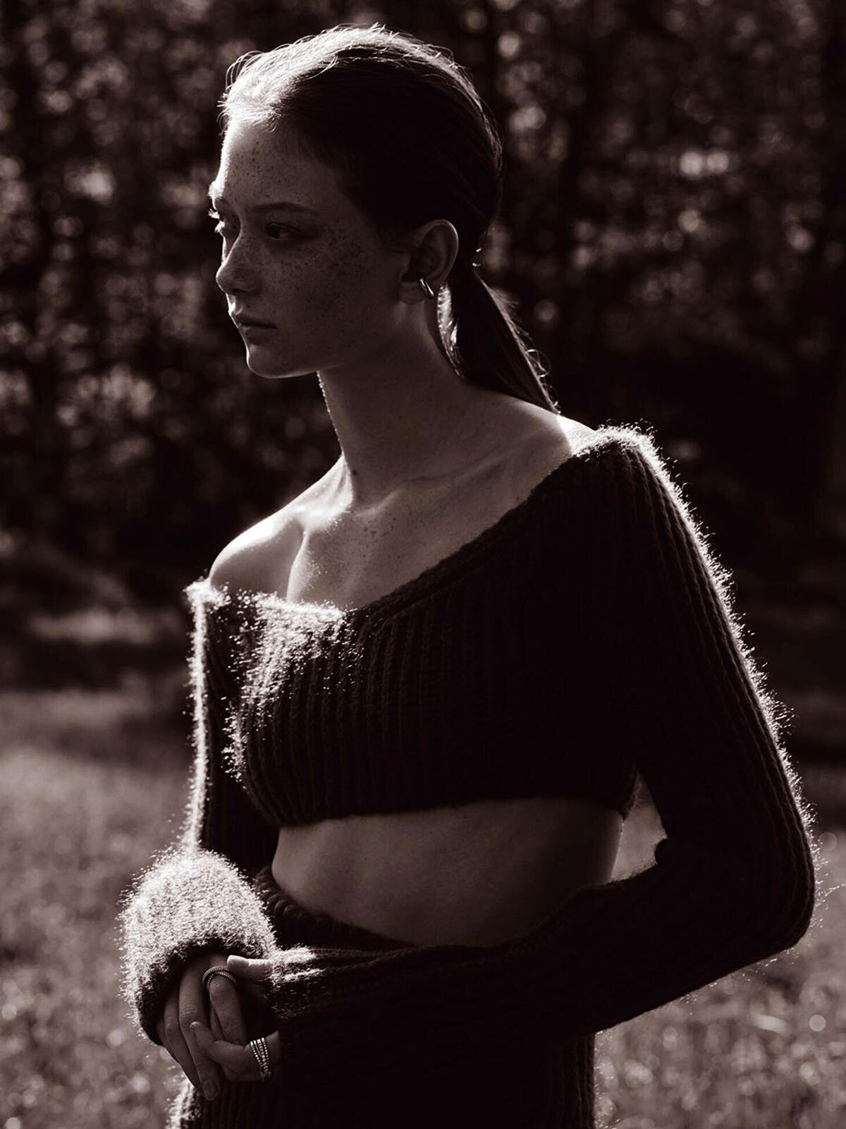 Sara-Grace-Wallerstedt-by-Geordie-Wood-for-Vogue-Australia-July-2021-3.jpg