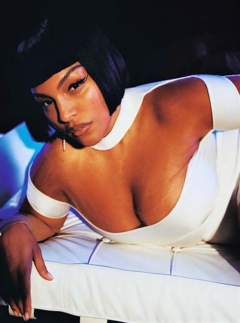 Paloma-Elsesser-by-Kennedi-Carter-Zeit-Magazine-Sp-2021 (1).jpg