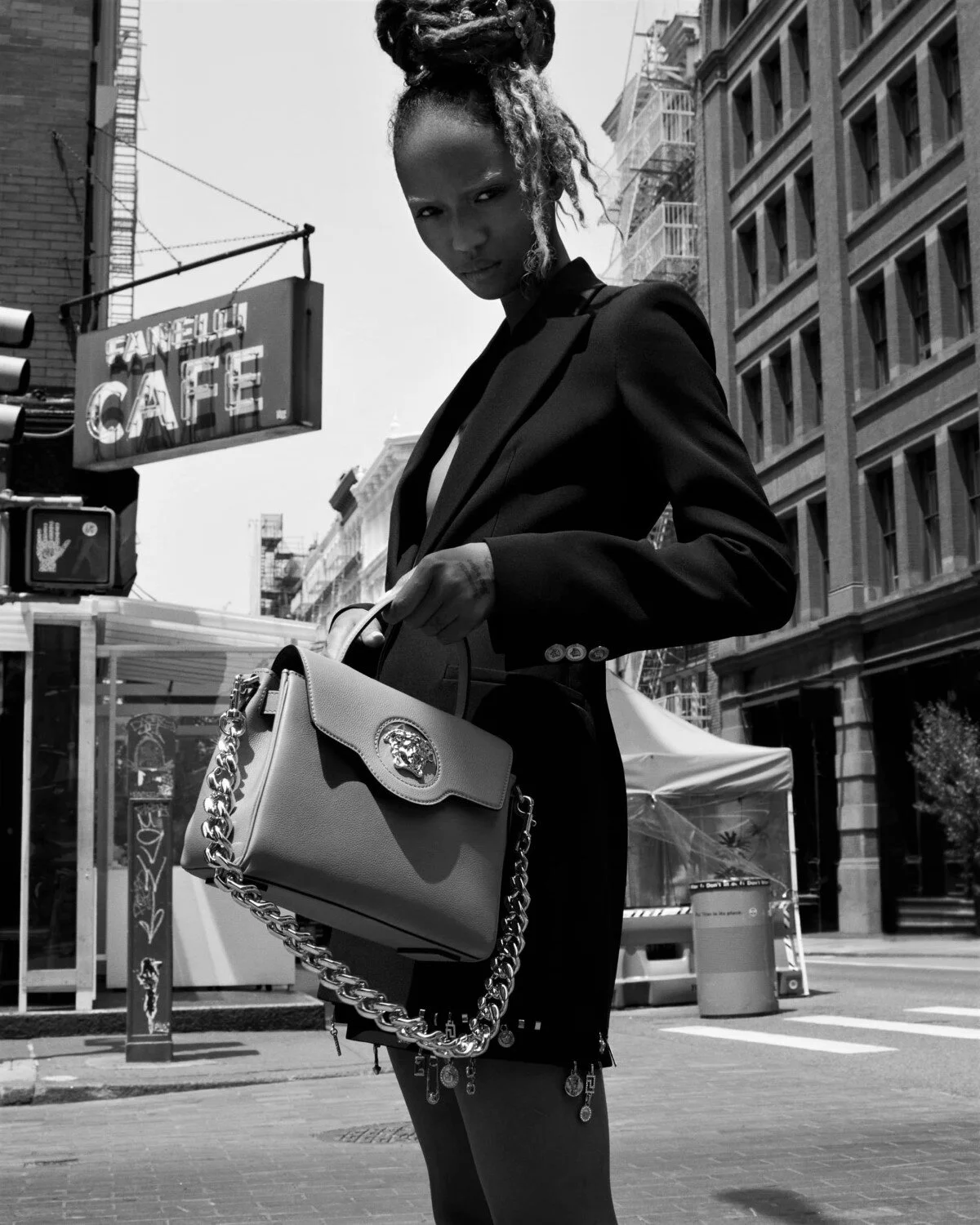 Versace-FW2021-Campaign-Ethan-James-Green (3).jpg