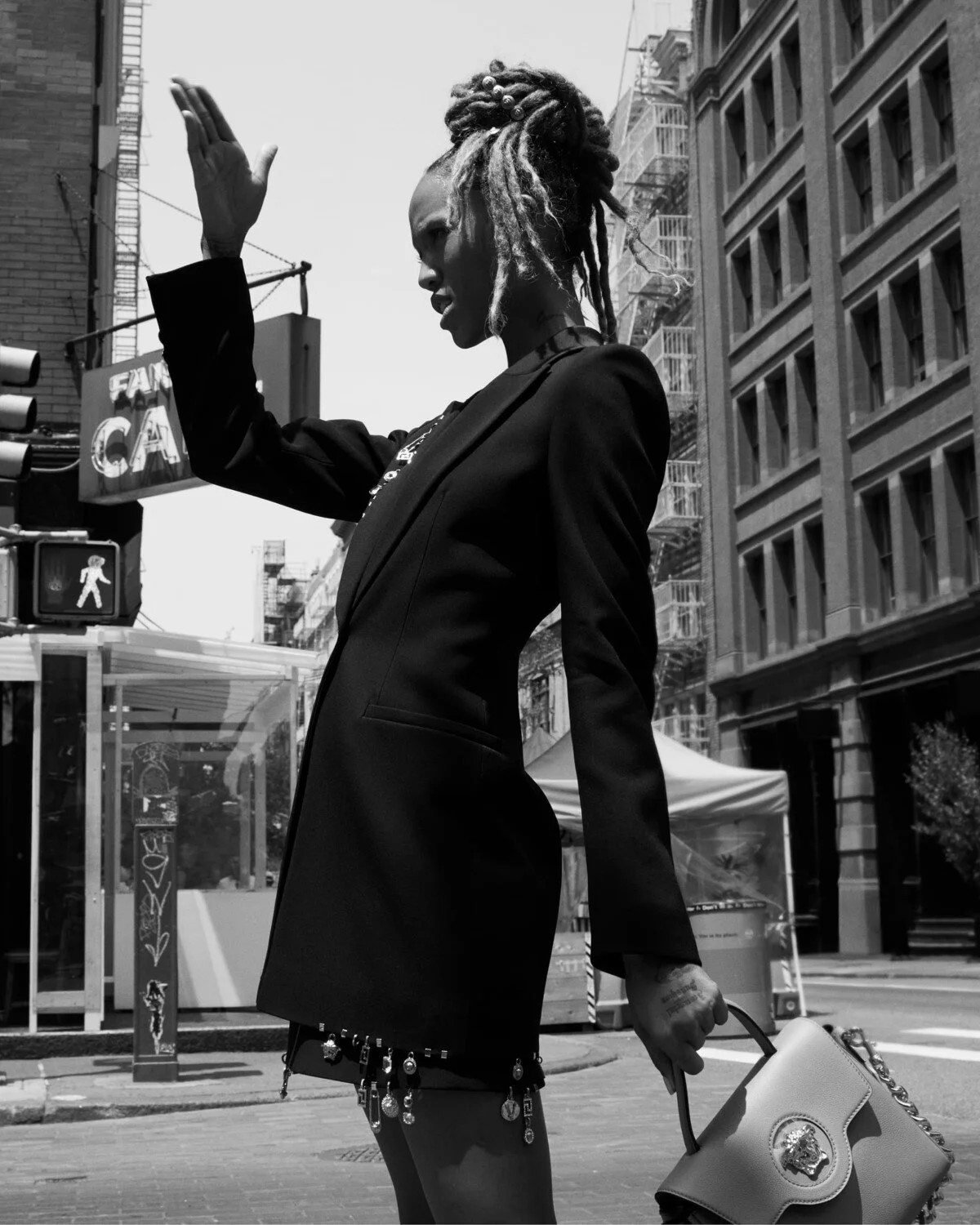Versace-FW2021-Campaign-Ethan-James-Green (4).jpg