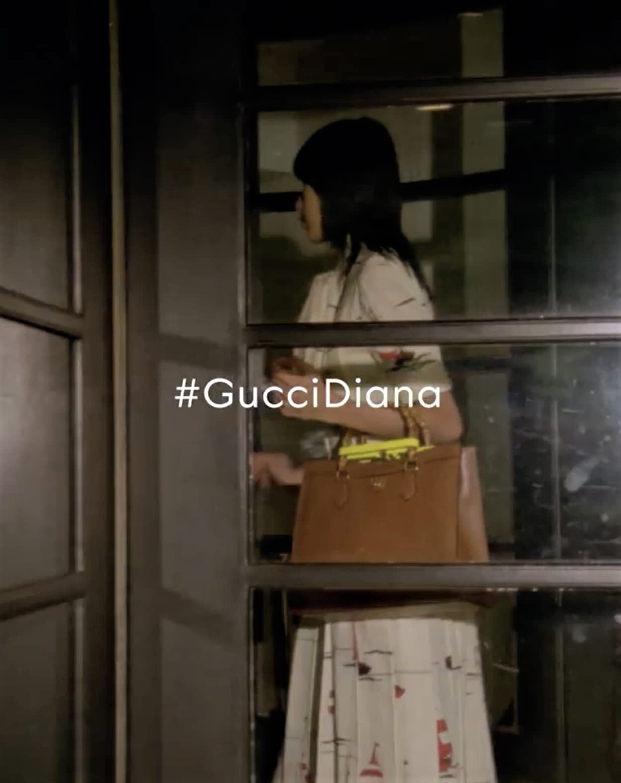 Gucci-Diana-bag-fall-2021-ad-campaign (13).jpg
