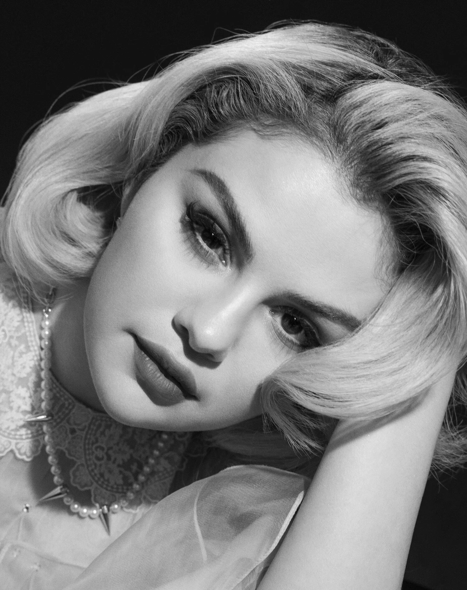 Selena-Gomez-Inez-Vinoodh-ELLE-US-September (8).jpg