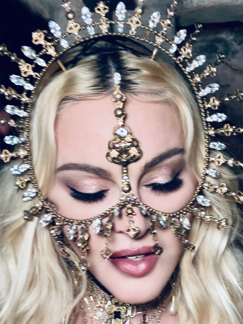Ricardo-Gomes-Madonna-Bday-Vogue Italia-Aug-2021 (2).jpg