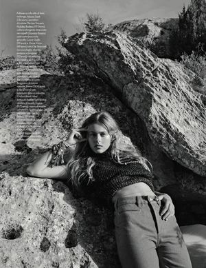 Ivanka Smilenko In Fall's Best Knits Lensed by Francois Rotger — Anne